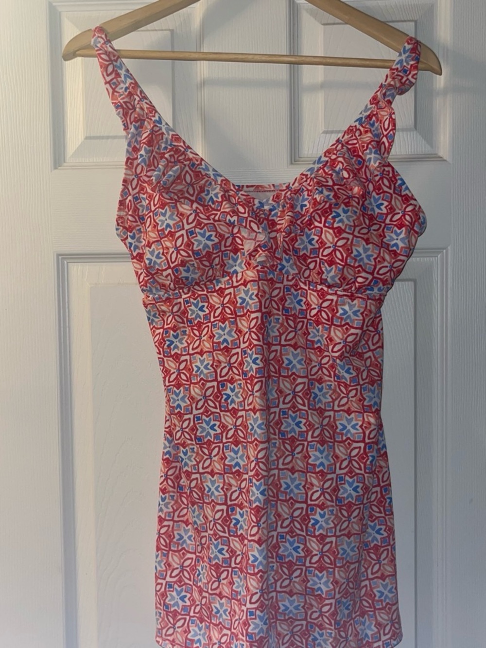 Red & Blue Patterned Women’s Tank Top